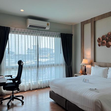 Civilize Hotel Udon Thani Exterior foto